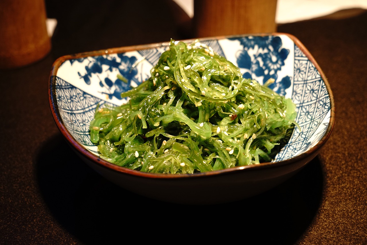 最新創(chuàng)意涼菜盤飾圖片，引領(lǐng)美食藝術(shù)新潮的靈感之源