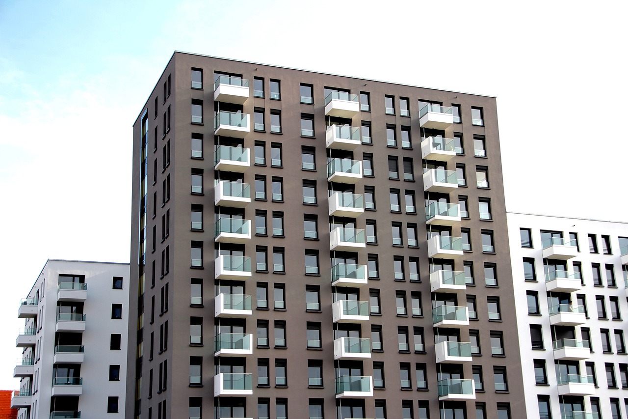 廬江城東房?jī)r(jià)動(dòng)態(tài)，最新趨勢(shì)、影響因素與未來(lái)展望