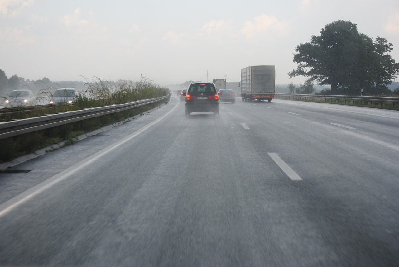 深圳國(guó)三車最新消息，政策調(diào)整與市場(chǎng)動(dòng)態(tài)更新
